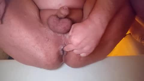 weedbear91 online show from November 18, 3:53 am