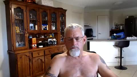 Wellhelloo online show from March 23, 5:56 am