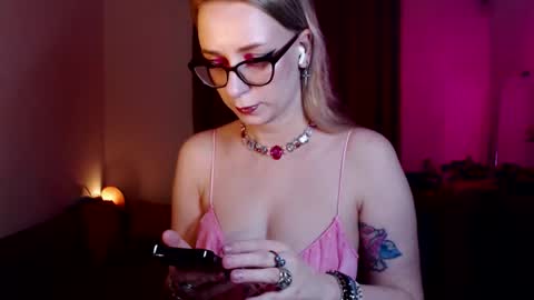 Liza online show from March 26, 5:07 pm