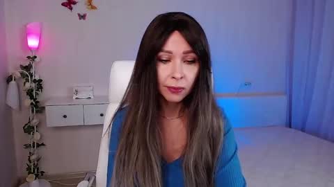 Wendi Foster online show from February 24, 5:09 pm