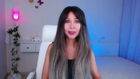 Wendi Foster online show from October 7, 5:20 pm