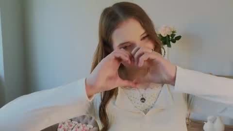 Elsa online show from June 13, 6:35 am