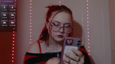 Wendy online show from February 27, 9:07 pm