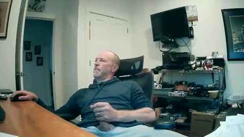 weseeyouwatching online show from November 25, 9:24 pm