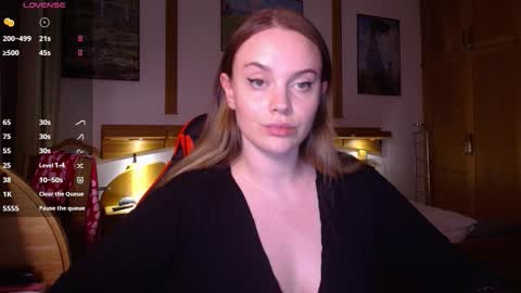 Lana online show from March 9, 6:01 pm