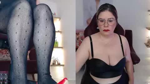 Diva online show from March 2, 10:49 pm