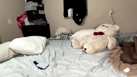 SheSquirts online show from December 14, 6:24 am