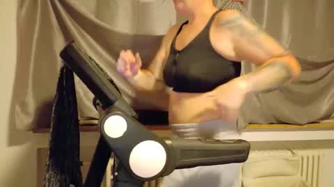 Wetgerman online show from September 16, 6:00 pm