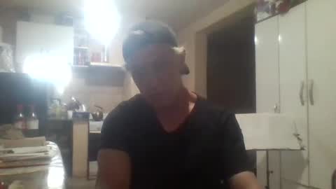 wg_colbert_noir online show from September 27, 7:06 am