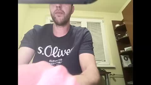 stoffy online show from May 1, 9:53 pm