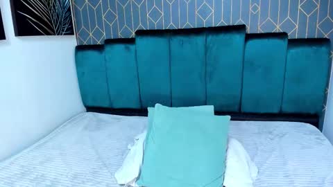 Dylan white online show from September 20, 7:50 pm