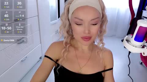 WhiteLaBunny online show from February 3, 8:07 am