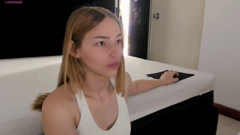 WhiteSun online show from November 3, 12:50 pm