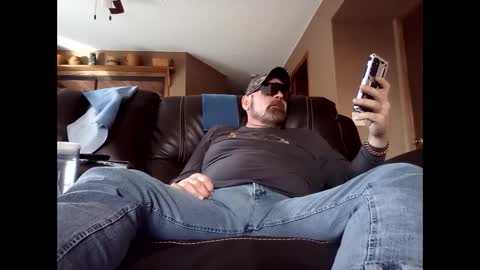 wibootdude online show from January 7, 8:10 pm