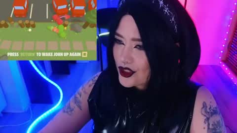 Laura  online show from July 1, 9:34 pm