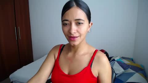 Ilauren online show from March 30, 8:20 pm