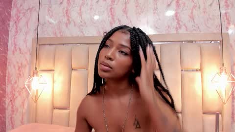 wild_firee_ online show from November 1, 9:36 pm