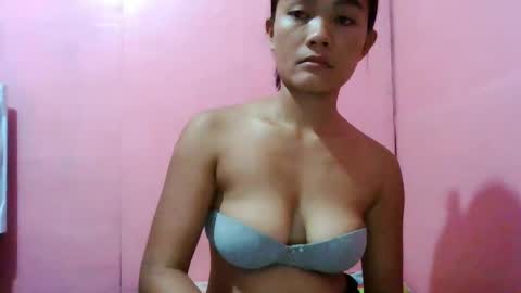 wildchilly_pearl19 online show from February 11, 8:05 am