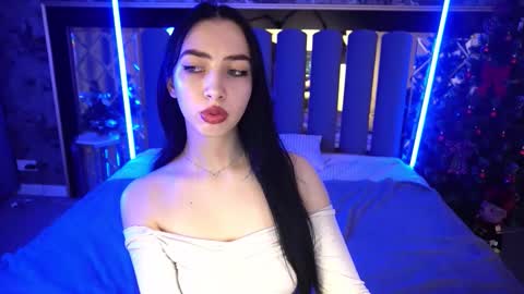 Alena online show from December 19, 7:04 am