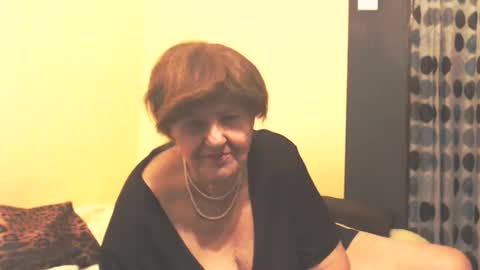 WildRedCat online show from February 21, 9:29 pm