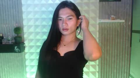 Andrea Sofie online show from March 3, 6:37 pm