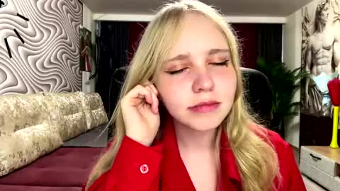 Anny online show from June 6, 10:21 am
