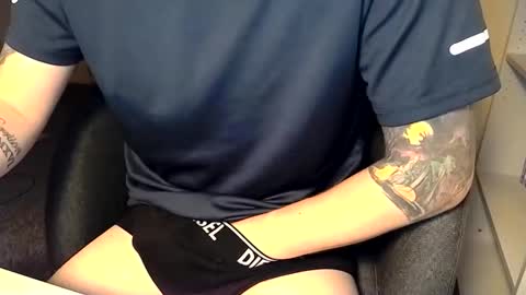 will3046 online show from October 18, 6:45 pm