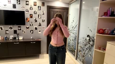 Olivia online show from April 2, 3:30 pm