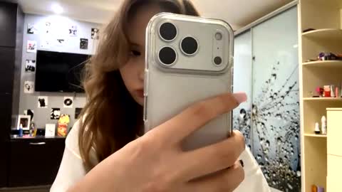 Olivia online show from February 22, 4:53 pm