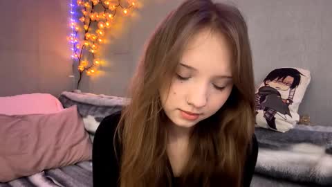 Olivia online show from March 18, 3:29 pm