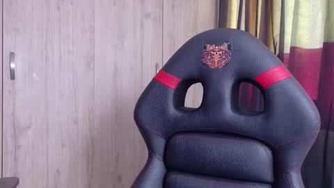 willy_veins online show from March 15, 12:52 pm