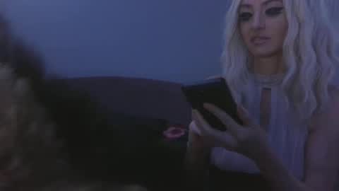 WishGoddes online show from October 12, 3:15 pm