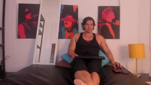 Wiston online show from May 1, 6:24 pm