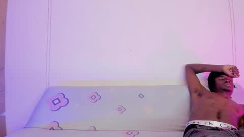 Wiz and Candy online show from November 12, 7:49 pm