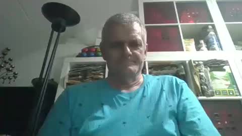 wohnung_at online show from February 12, 6:40 pm