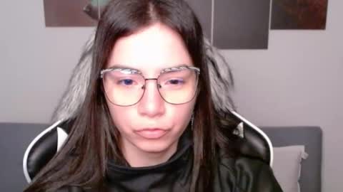 Alex online show from November 7, 3:53 am