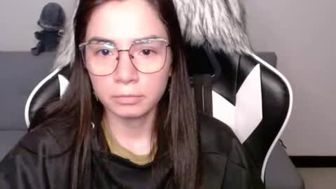 Alex online show from November 19, 3:50 am