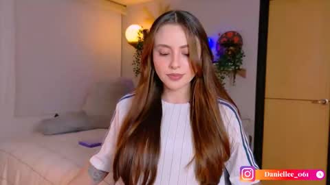   online show from March 3, 2:51 am