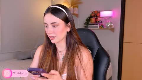   online show from November 21, 4:21 am