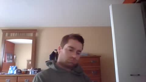 woodeee77 online show from December 26, 5:08 pm