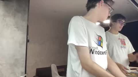 Snapshot of woods_jerk chatting on October 3, 8:17 pm Mitya online show from October 3, 8:17 pm