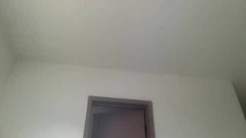 woof_wolf37 online show from May 26, 5:30 pm