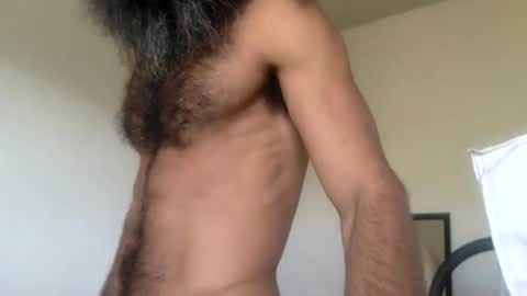 woof_wolf37 online show from March 9, 4:33 pm