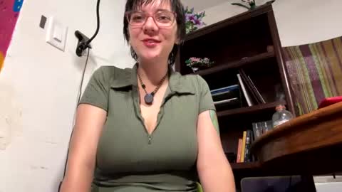 Birdie online show from July 29, 2:11 am