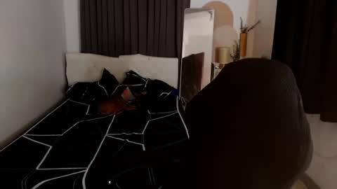 Camilla online show from June 29, 1:24 am