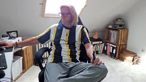 WyattEarp64 online show from September 11, 10:38 am