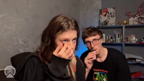 Philipp and Este online show from July 29, 12:32 am