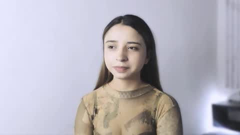 x_jules_ online show from December 17, 11:22 pm