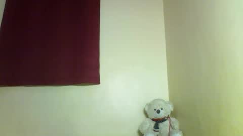 X melanine online show from March 2, 10:33 am