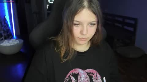 LOVE NERDS ONLY online show from November 21, 2:53 am